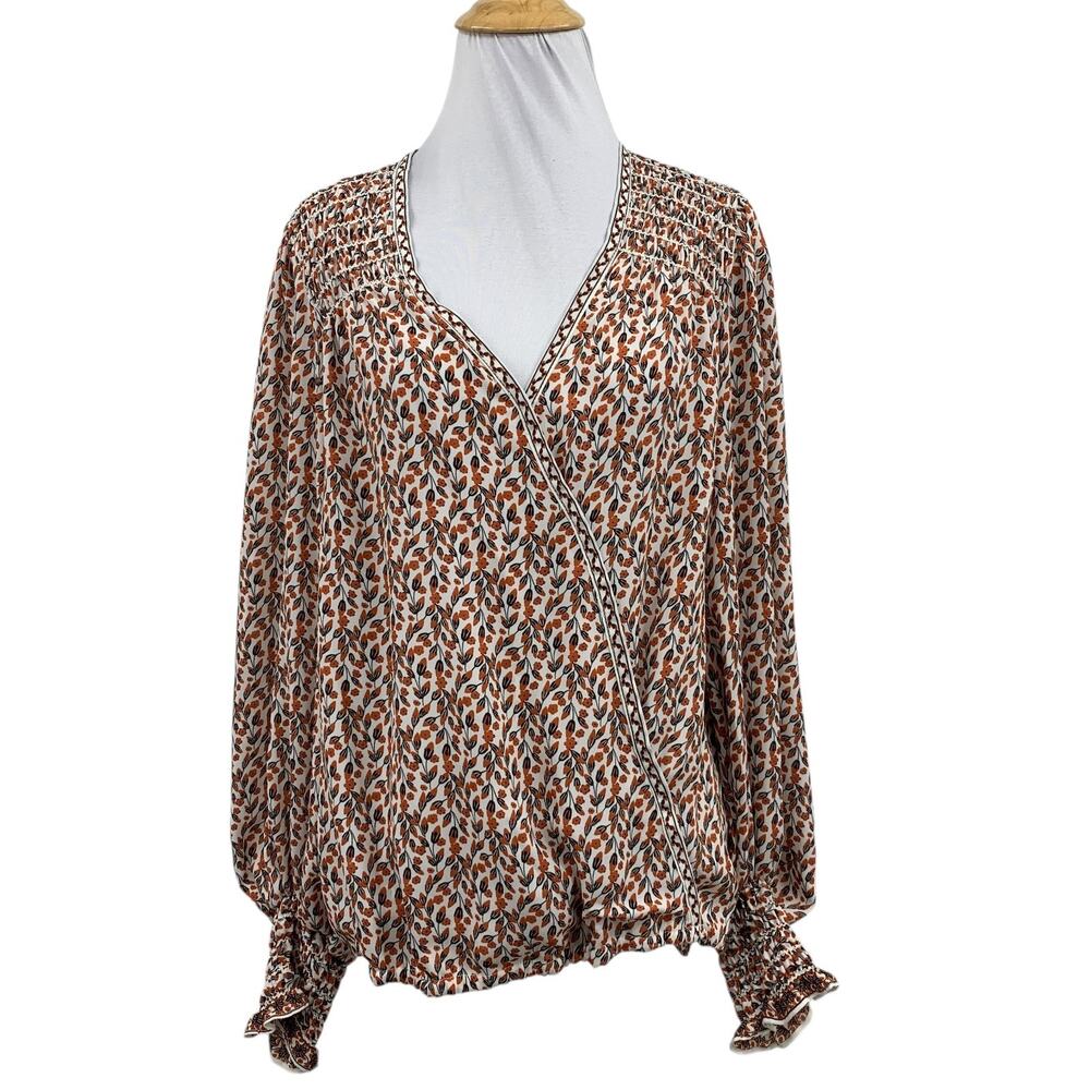 Max Studio Blouse Womens M Medium Ruched Scrunched Wrist Floral Long Sleeve Top